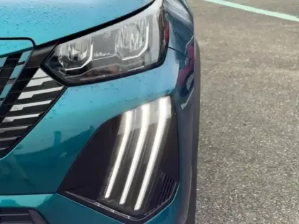 Photo 11 Peugeot 2008  1.2 100ch S&S Allure