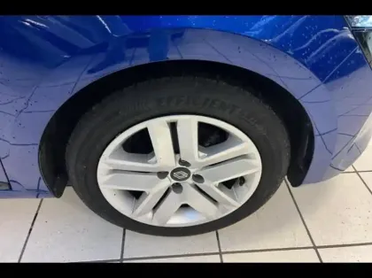 Photo 11 Renault Clio Gén. V (BJA) Ph2 Evolution 5