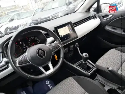 Photo 14 Renault Clio Gén. V (BJA) Ph1 NG Evolution 5