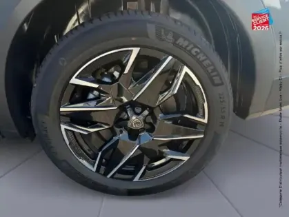 Photo 39 Peugeot 5008  Hybrid 145ch Allure e-DCS6