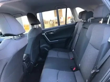 Photo 8 Toyota Rav4  Hybride 218ch Dynamic 2WD