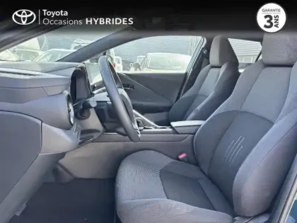 Photo 10 Toyota C-HR  2.0 Hybride 200ch Design NG23