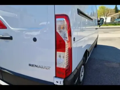 Photo 13 Renault Master  Fg F3300 L2H2 2.3 Blue dCi 135ch Grand Confort Euro6E