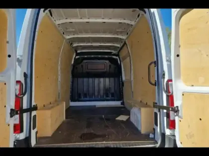 Photo 11 Renault Master  Fg F3300 L2H2 2.3 Blue dCi 135ch Grand Confort Euro6E