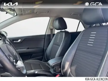 Photo 12 Kia Rio  1.0 T-GDI 120ch MHEV GT-Line DCT7