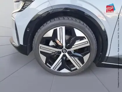 Photo 9 Renault Megane Gén. V (BCB) Ph1 Iconic 5