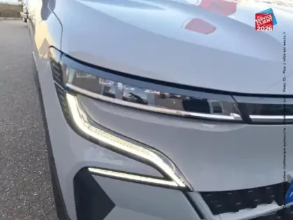 Photo 12 Renault Megane Gén. V (BCB) Ph1 Iconic 5