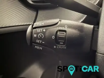 Photo 12 Peugeot 208  1.2 PureTech 75ch S&S Like 2023