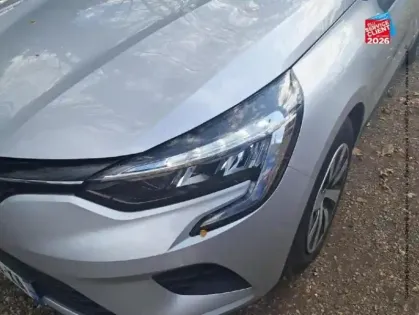 Photo 12 Renault Clio Gén. V (BJA) Ph1 NG Equilibre 5