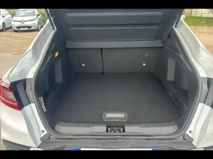 Photo 10 Renault Arkana  1.6 E-Tech hybride 145ch Engineered -22