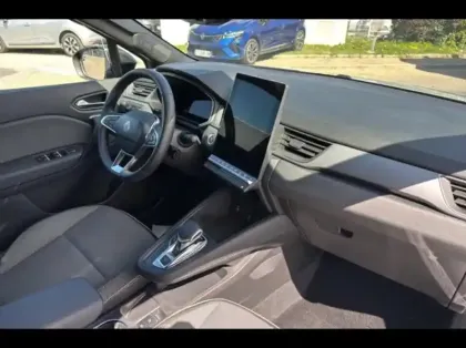 Photo 9 Renault Symbioz Gén. I Ph1 Techno 5