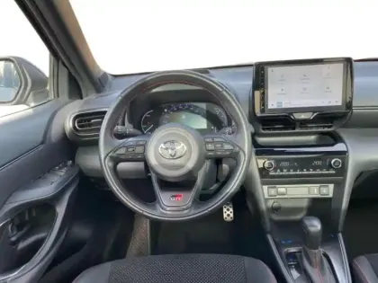 Photo 10 Toyota Yaris Gén. I Ph1 GR Sport 5