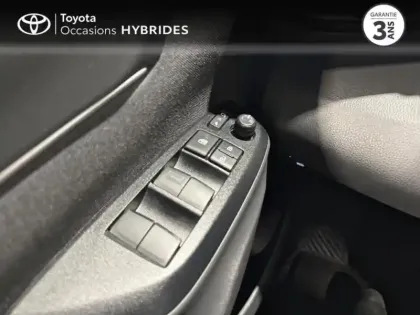 Photo 13 Toyota Yaris Gén. I Ph1 NG Dynamic 5