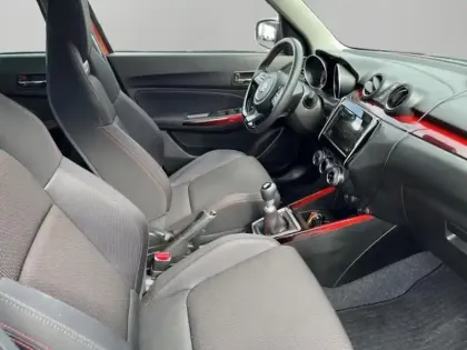Photo 14 Suzuki Swift  1.4 Boosterjet Hybrid 129ch Sport