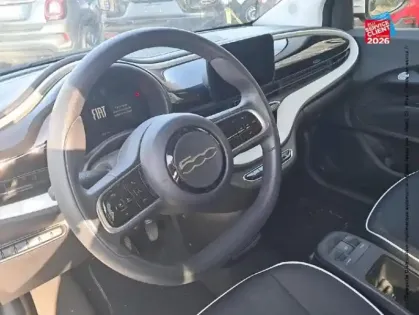 Photo 14 Fiat 500  e 95ch Action Plus