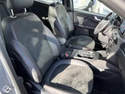 Photo 10 Ford Kuga  2.5 Duratec 190ch FHEV E85 ST-Line X BVA