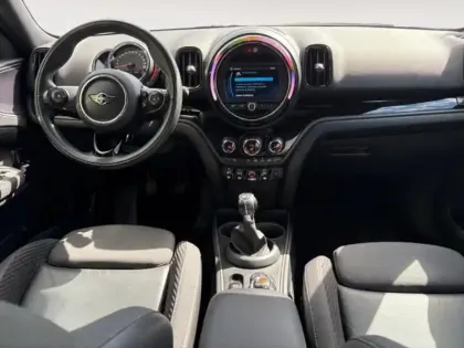 Photo 9 Mini Countryman Gén. II (F60) Ph1 NG Oakwood 5