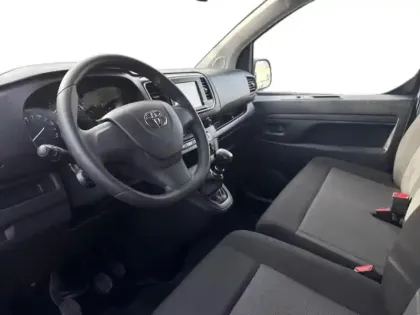Photo 13 Toyota Proace  Verso Long 2.0 140 D-4D Dynamic Connect RC23