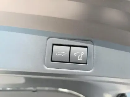 Photo 8 Toyota Corolla  Touring Spt 2.0 178ch Design MY26