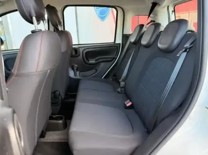 Photo 9 Fiat Panda Gén. III Ph2 MY23 Cross 5