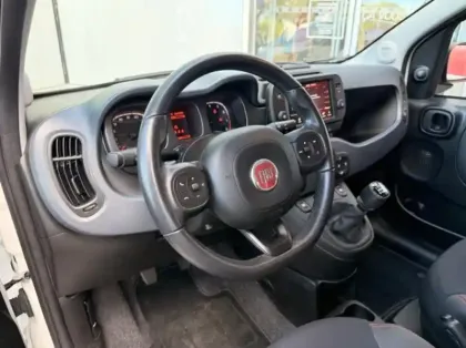 Photo 11 Fiat Panda Gén. III Ph2 MY23 Cross 5
