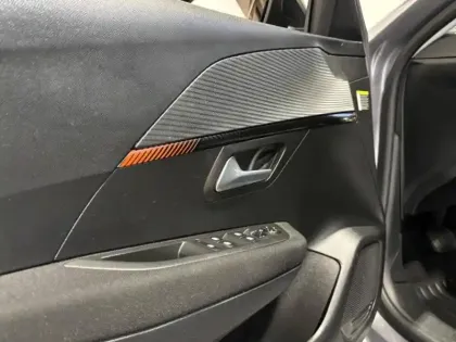 Photo 10 Peugeot 208  e- 136ch Active Pack