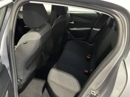 Photo 7 Peugeot 208  e- 136ch Active Pack