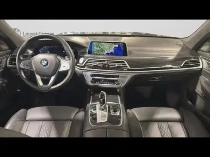 Photo 14 BMW Serie 7 Gén. VI (G11/G12) Ph2 Exclusive 4