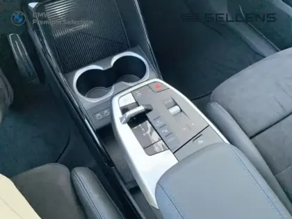 Photo 13 BMW X1  ieDrive20 204ch M Sport