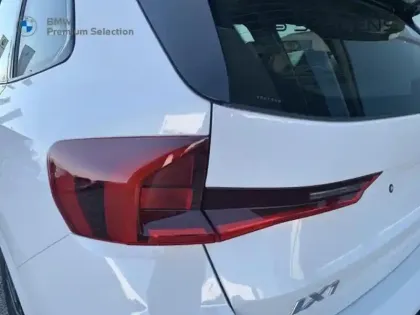 Photo 9 BMW X1  ieDrive20 204ch M Sport