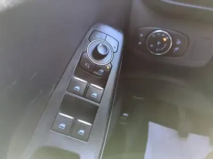 Photo 12 Ford Puma Gén. II Ph1 ST-Line X 5