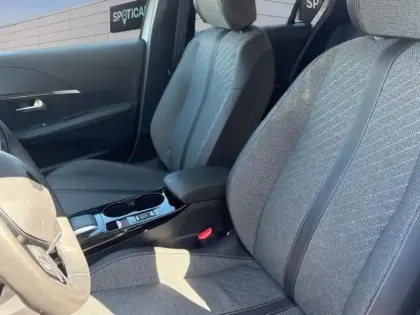 Photo 9 Peugeot 208  1.2 Hybrid 100ch Allure e-DCS6