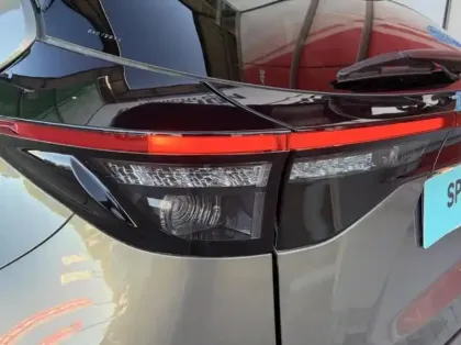 Photo 6 Toyota Yaris Gén. I Ph1 Trail 5