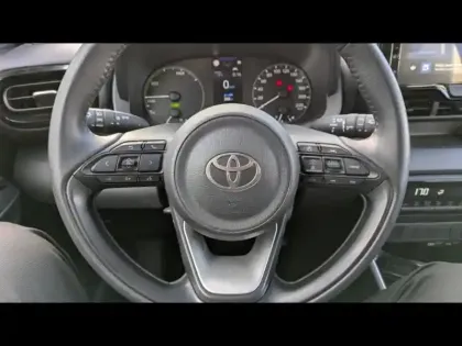 Photo 9 Toyota Yaris Gén. IV Ph1 NG Dynamic 5