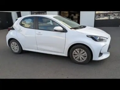 Photo 6 Toyota Yaris Gén. IV Ph1 NG Dynamic 5