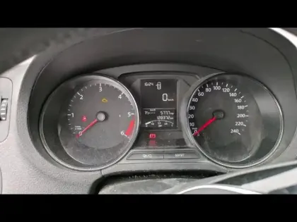 Photo 10 Toyota Yaris Gén. IV Ph1 NG Dynamic 5