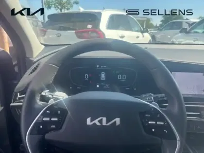 Photo 7 Kia Niro  1.6 GDi 129ch HEV Active DCT6