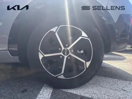 Photo 10 Kia Niro  1.6 GDi 129ch HEV Active DCT6