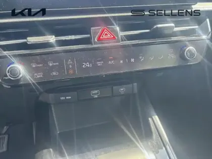 Photo 12 Kia Niro  1.6 GDi 129ch HEV Active DCT6