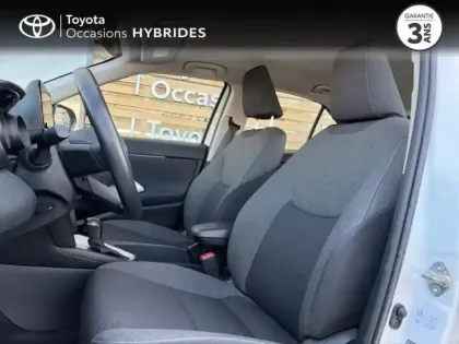 Photo 10 Toyota Yaris Gén. I Ph1 Dynamic 5