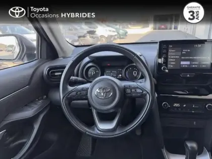 Photo 8 Toyota Yaris Gén. I Ph1 Dynamic 5