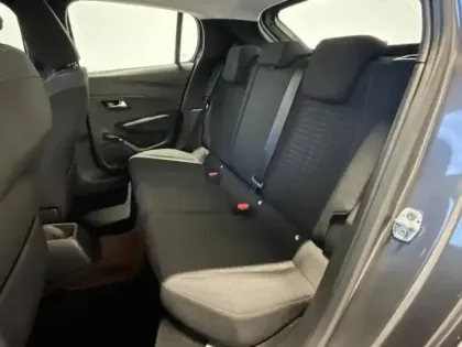 Photo 12 Peugeot 208  1.5 BlueHDi 100ch S&S Active