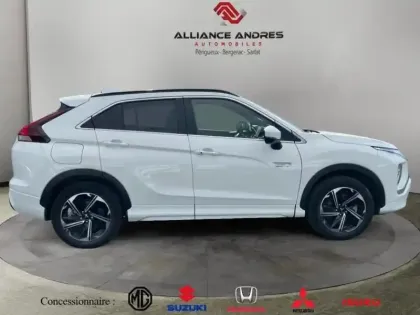 Photo 5 Mitsubishi Eclipse  Cross 2.4 MIVEC PHEV 188ch Intense Style 4WD