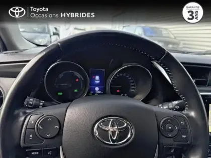 Photo 12 Toyota Auris  HSD 136h Design RC18