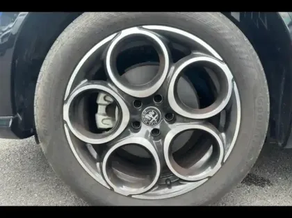 Photo 9 Alfa Romeo Tonale  1.5 Hybrid 130ch Sprint TCT