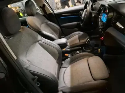 Photo 6 Mini Mini  5 Portes Cooper 136ch Edition Premium Plus BVA7