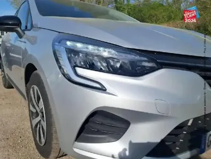 Photo 12 Renault Clio Gén. V (BJA) Ph1 NG Equilibre 5