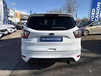 Photo 5 Ford Kuga  1.5 TDCi 120ch Stop&Start ST-Line 4x2 Euro6.2
