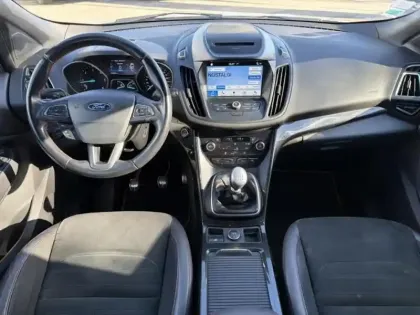 Photo 13 Ford Kuga  1.5 TDCi 120ch Stop&Start ST-Line 4x2 Euro6.2