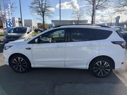 Photo 7 Ford Kuga  1.5 TDCi 120ch Stop&Start ST-Line 4x2 Euro6.2